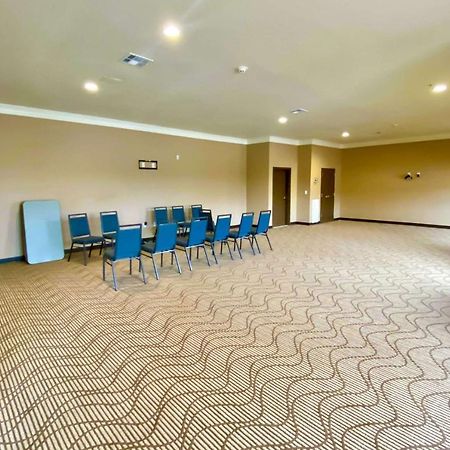 Comfort Inn & Suites Harrah Choctaw Екстер'єр фото