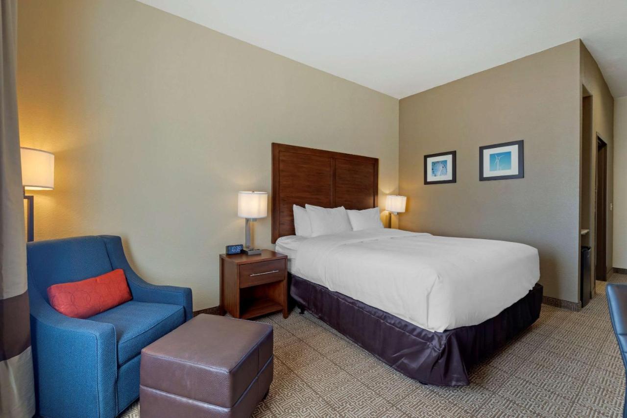 Comfort Inn & Suites Harrah Choctaw Екстер'єр фото