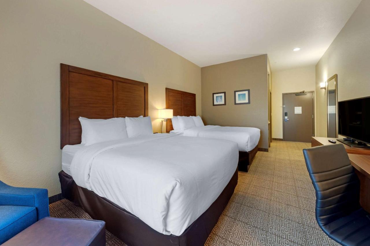 Comfort Inn & Suites Harrah Choctaw Екстер'єр фото