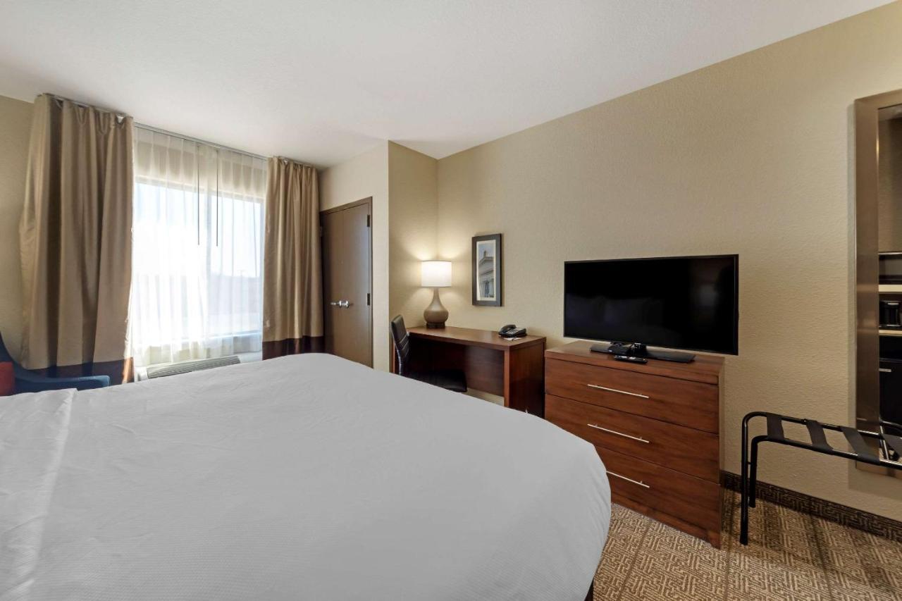 Comfort Inn & Suites Harrah Choctaw Екстер'єр фото
