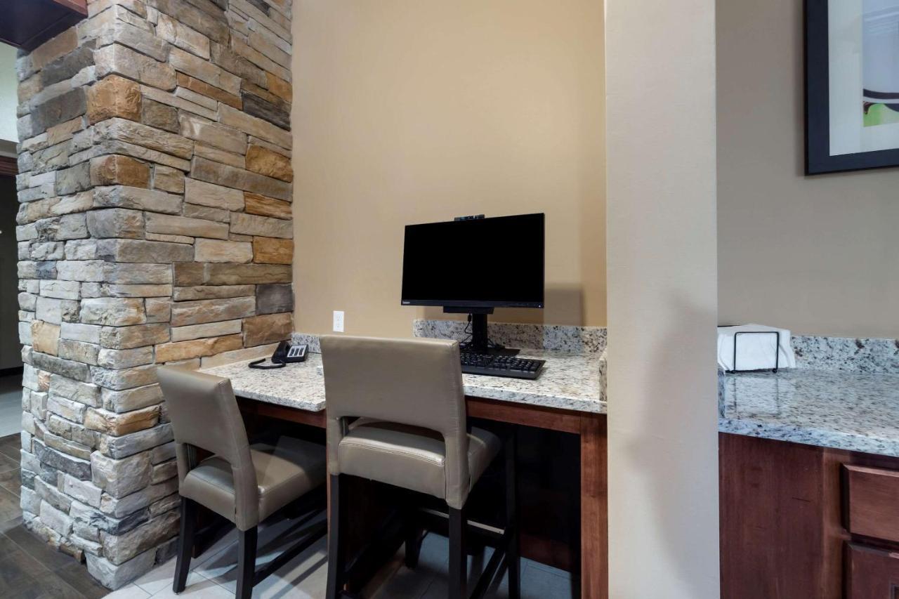 Comfort Inn & Suites Harrah Choctaw Екстер'єр фото