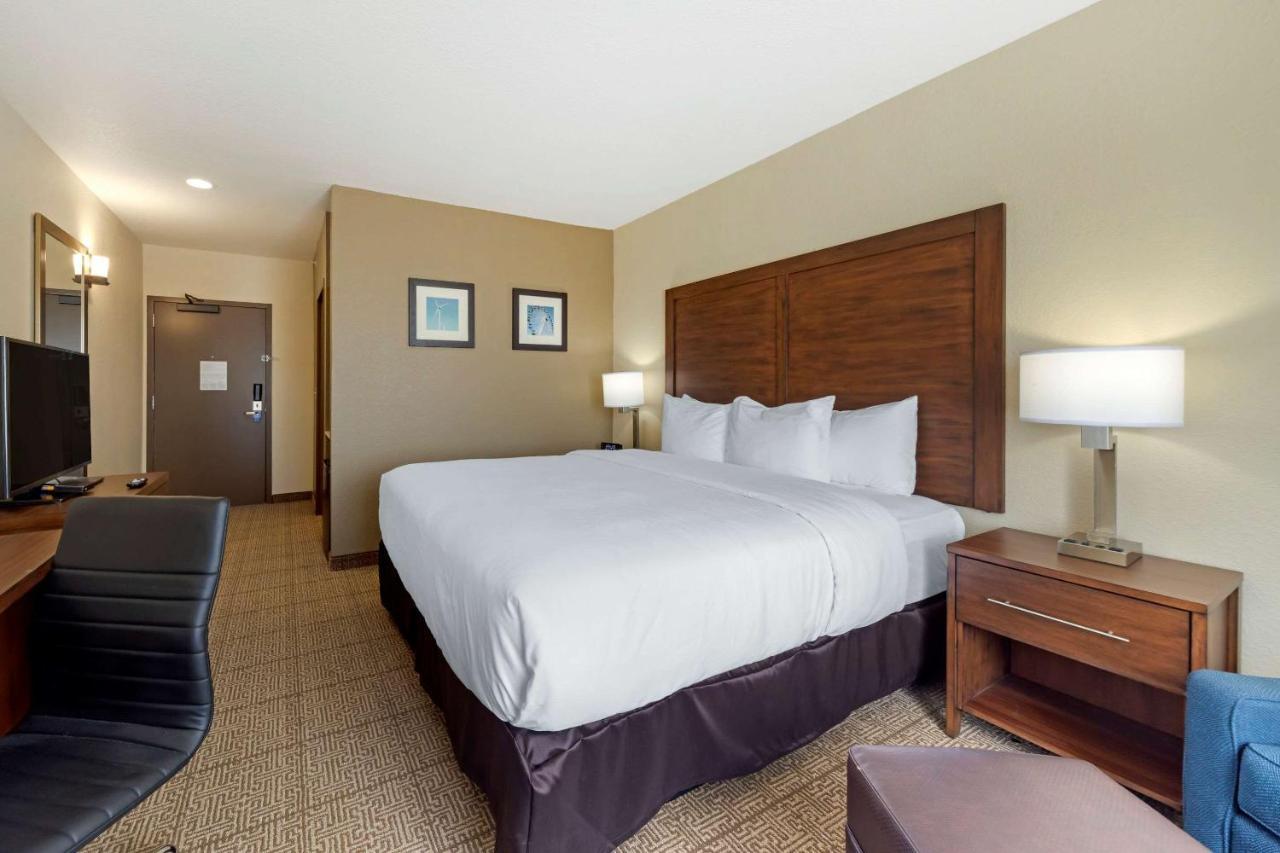 Comfort Inn & Suites Harrah Choctaw Екстер'єр фото